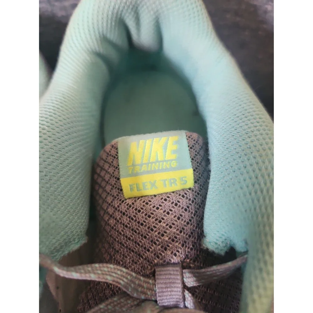 Nike pre owned